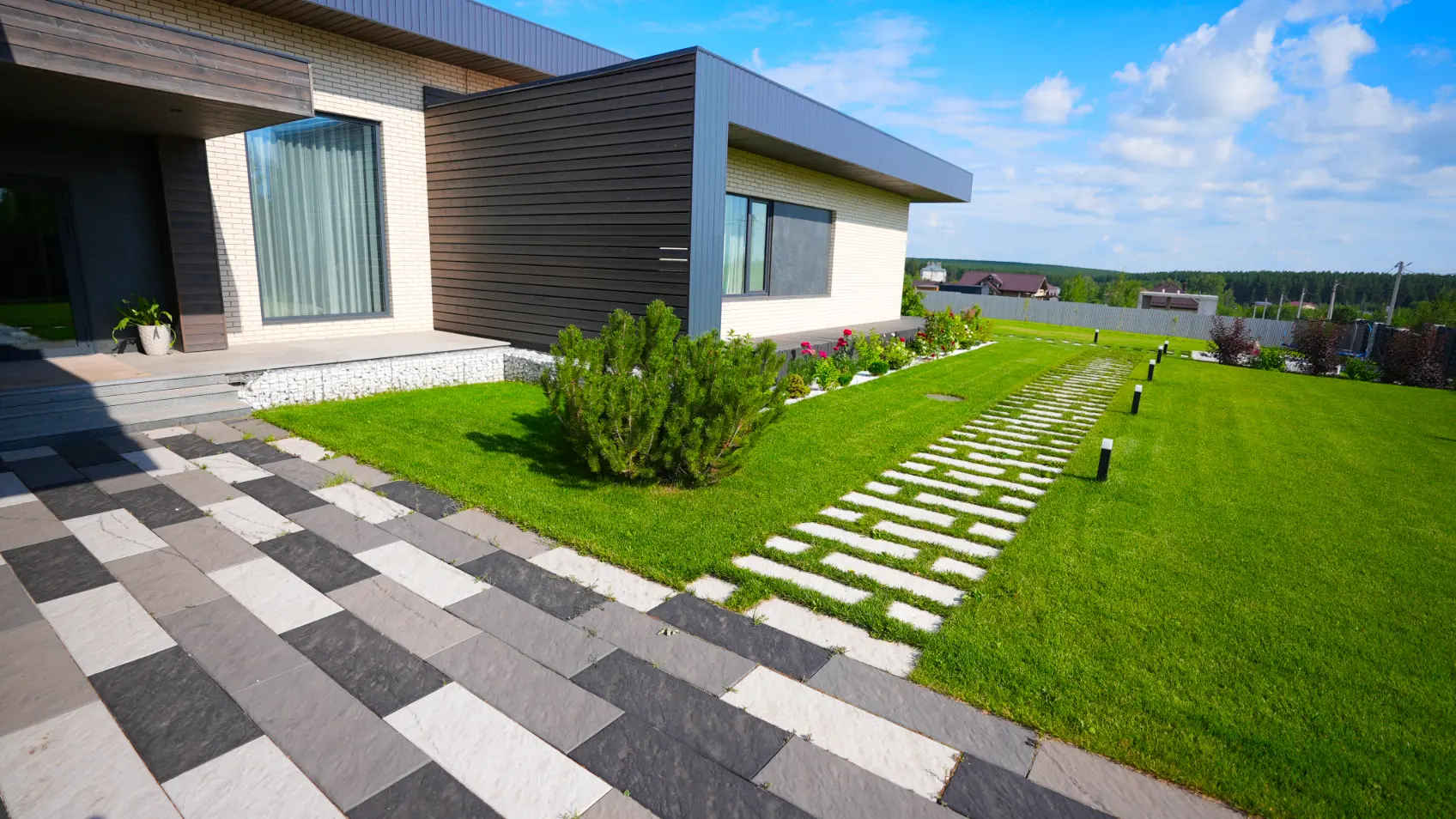 Фото 1 Шаговые плиты для придомовой территории и садовых дорожек