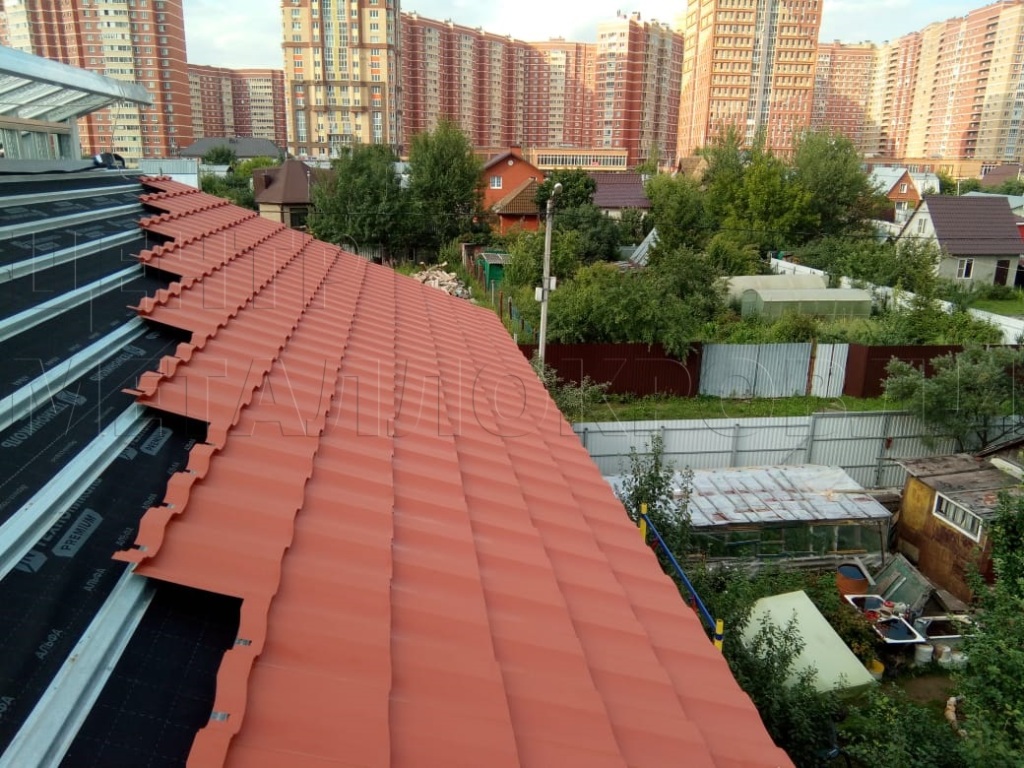 Металлочерепица Геркулес 8004 терракотовый Стальной Бархат от Центра Металокровли в Ижевске